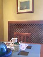 JFK b & b