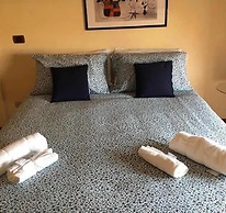 JFK b & b