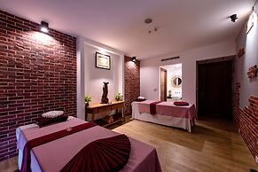Pacific Premier Resort & Spa