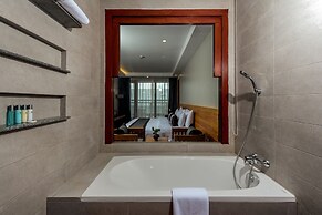 Pacific Premier Resort & Spa