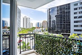 Chevron Renaissance - Q Stay