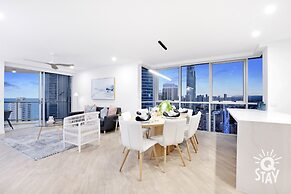 Chevron Renaissance - Q Stay
