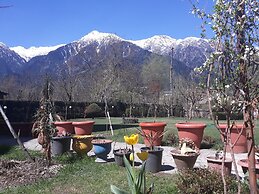 Premier Pahalgam