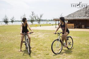 The Cove Pasikuda