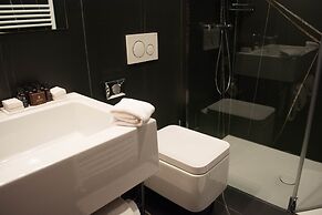 ROXANICH Winery and Design Hotel