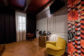 ROXANICH Winery and Design Hotel