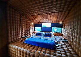 ROXANICH Winery and Design Hotel