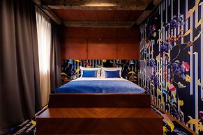 ROXANICH Winery and Design Hotel