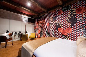 ROXANICH Winery and Design Hotel