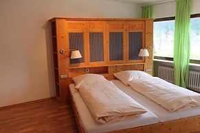 Action Forest Hotel