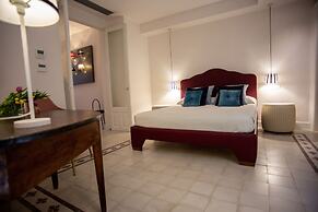 Suite 35
