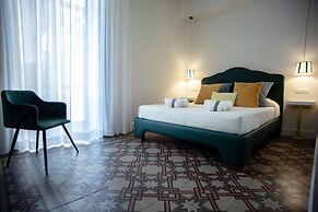 Suite 35