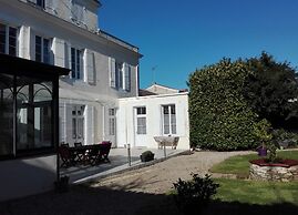 Chambres d'hôtes H De Surgeres