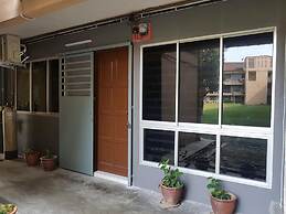 Araaz Homestay