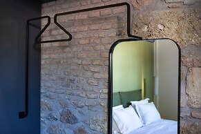 The Foundry Suites