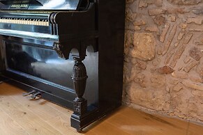 The Foundry Suites