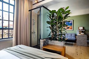 The Foundry Suites