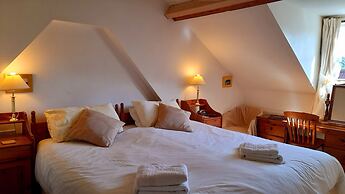 Montacute Country Tearooms B&B