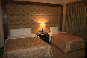 Warm Life Hotel