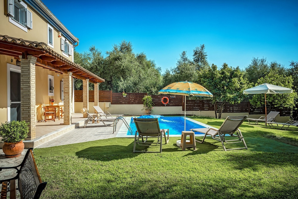 Kardaris Villa