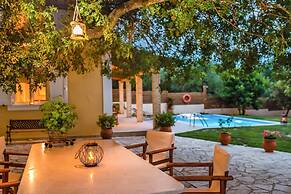 Kardaris Villa