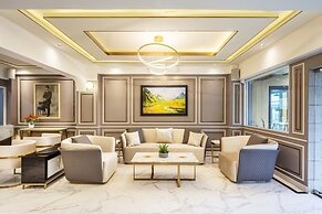 Penyos Residence