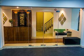 Woodside Inn & Serviced Apartments