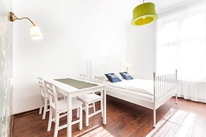 Melissa Apartments