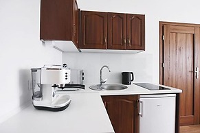 Melissa Apartments