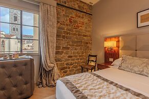 Donati Luxury Tower Suites