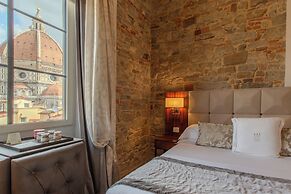 Donati Luxury Tower Suites