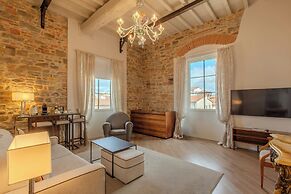 Donati Luxury Tower Suites