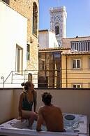 Donati Luxury Tower Suites