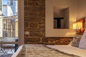 Donati Luxury Tower Suites