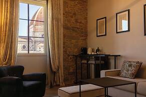 Donati Luxury Tower Suites