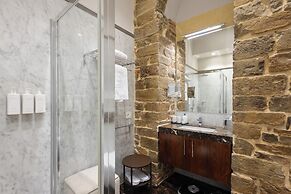 Donati Luxury Tower Suites
