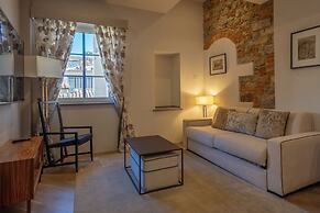 Donati Luxury Tower Suites