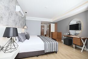 Greenwood Suites Resort
