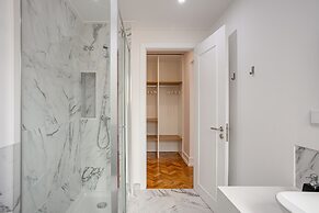Home Out Rooms & Apartments
