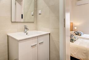 Home Out Rooms & Apartments