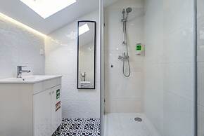 Home Out Rooms & Apartments