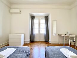 Home Out Rooms & Apartments