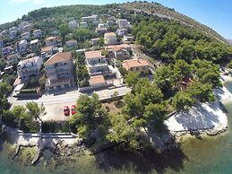 Apartments Viki