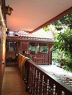 Baan Khun Ya Ayutthaya
