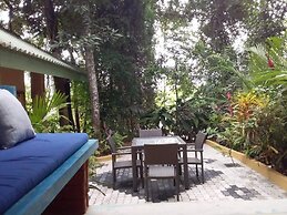 Randoni Villa