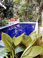 Randoni Villa