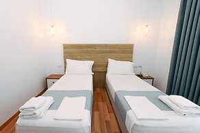 Bianco Hotel
