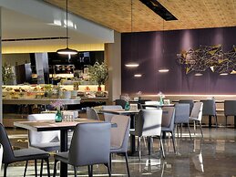 Mercure Taiyuan Changfeng Street