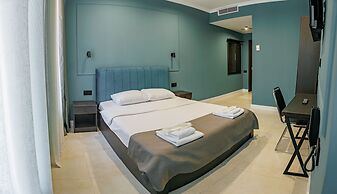 Route Hotel