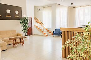 Route Hotel